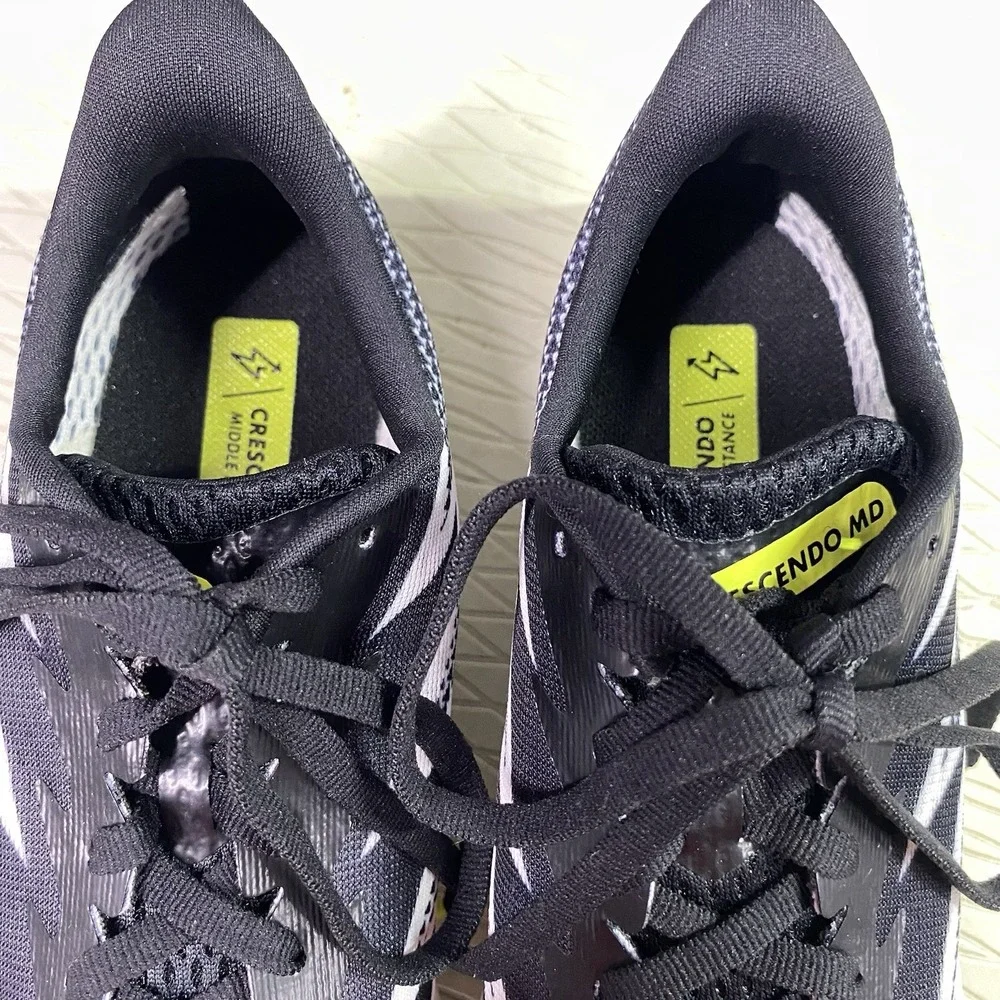 Hoka One One Unisex‎ Crescendo MD Running Sneaker Shoes, Black Men 4.5/Wom 6 EUC